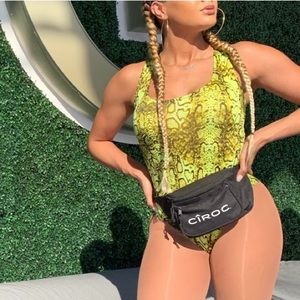 NWT Fashion Nova Neon Yellow Snakeskin Just A Thought Bodysuit